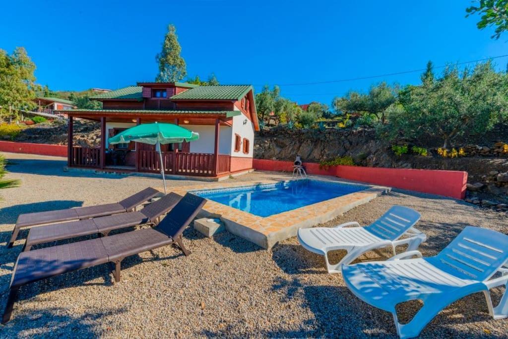 הוילה ארנאס House With Private Pool מראה חיצוני תמונה